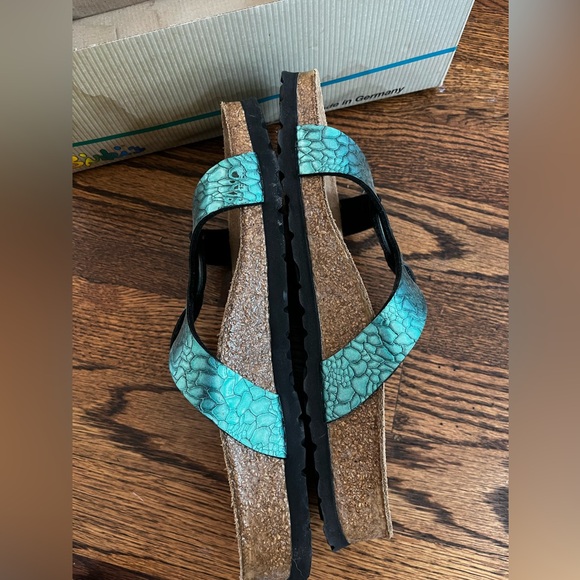 Vintage Birkenstocks - Picture 5 of 7